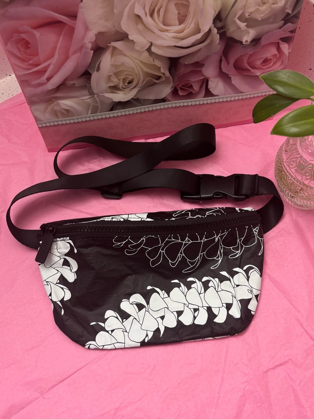ALOHA Collection Black and White Floral Waist Bag